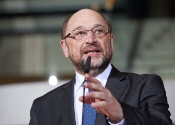 Schulz rezygnuje z przewodzenia SPD, fot. PAP/EPA/HAYOUNG JEON