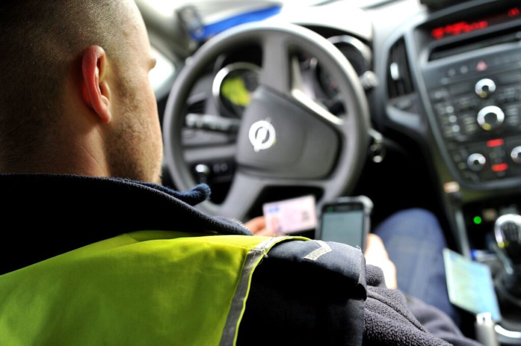 Z prędkością 119 km/h... suszył auto Radio Zachód - Lubuskie