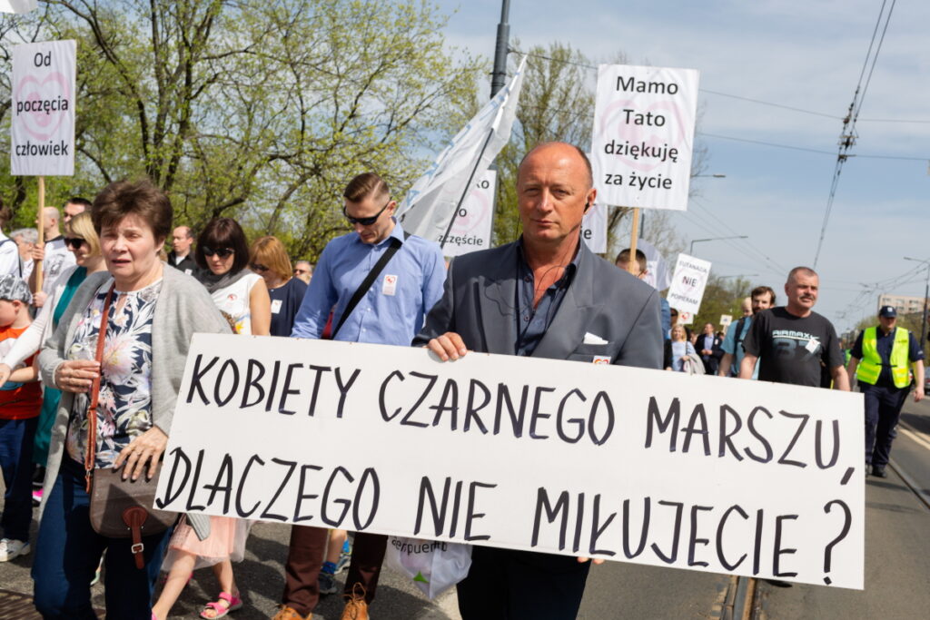 Marsz Świętości Życia przeszedł ulicami Warszawy Radio Zachód - Lubuskie