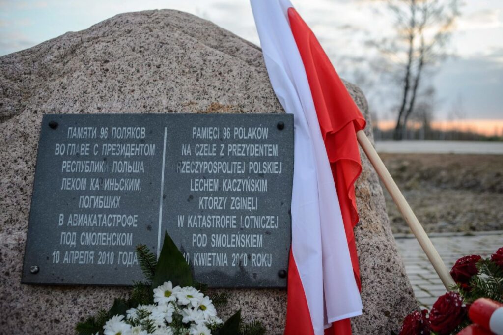 Uroczyste obchody 8. rocznicy katastrofy smoleńskiej Radio Zachód - Lubuskie