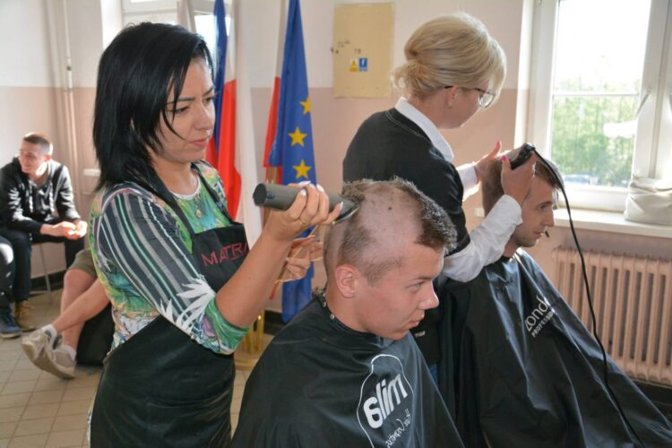 Postrzyżyny, mundur i poranna zaprawa! 9 foto: K.Kaminska