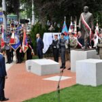 Szczecin: odsłonięto pomnik prezydenta Kaczyńskiego Radio Zachód - Lubuskie