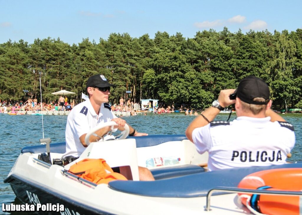 Bezpieczeństwo nad wodą - priorytet dla policjantów z Międzyrzecza Radio Zachód - Lubuskie