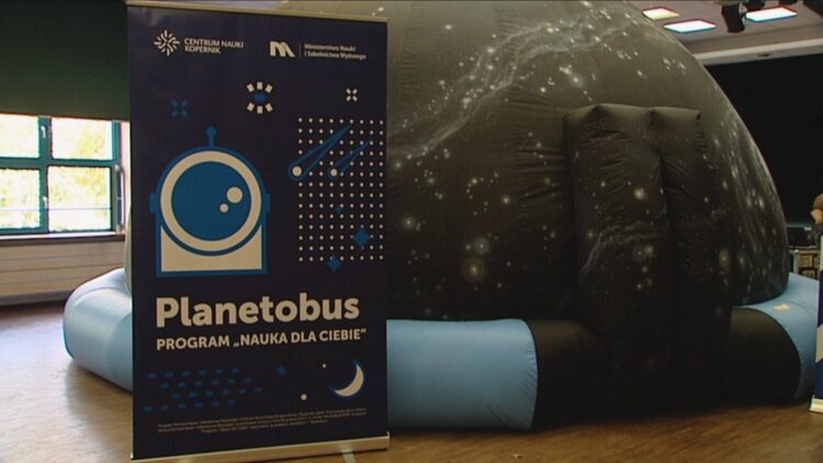 mobilne planetarium w Kostrzynie