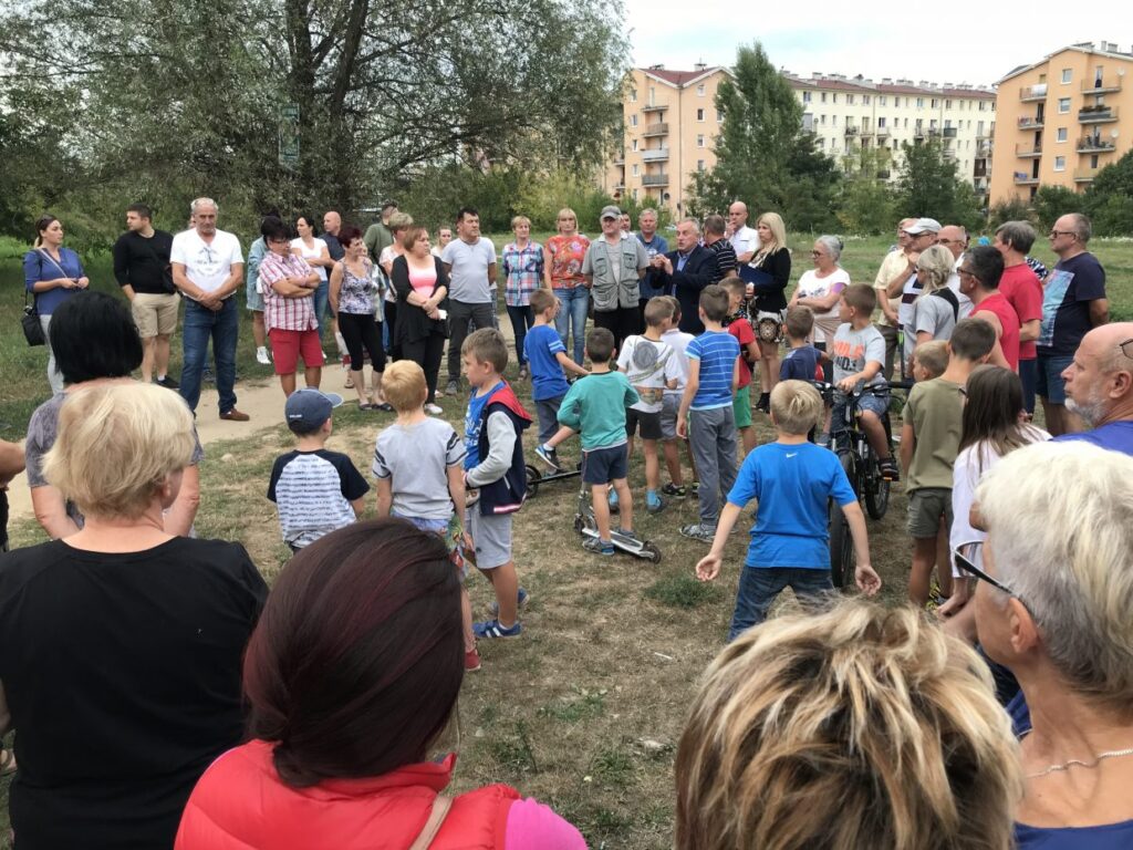 Widok w obronie zieleńca Radio Zachód - Lubuskie