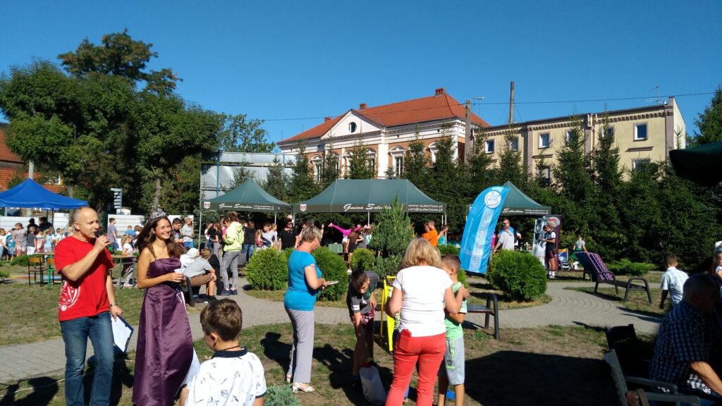 Piknik organizacji pozarządowych w Sulechowie Radio Zachód - Lubuskie