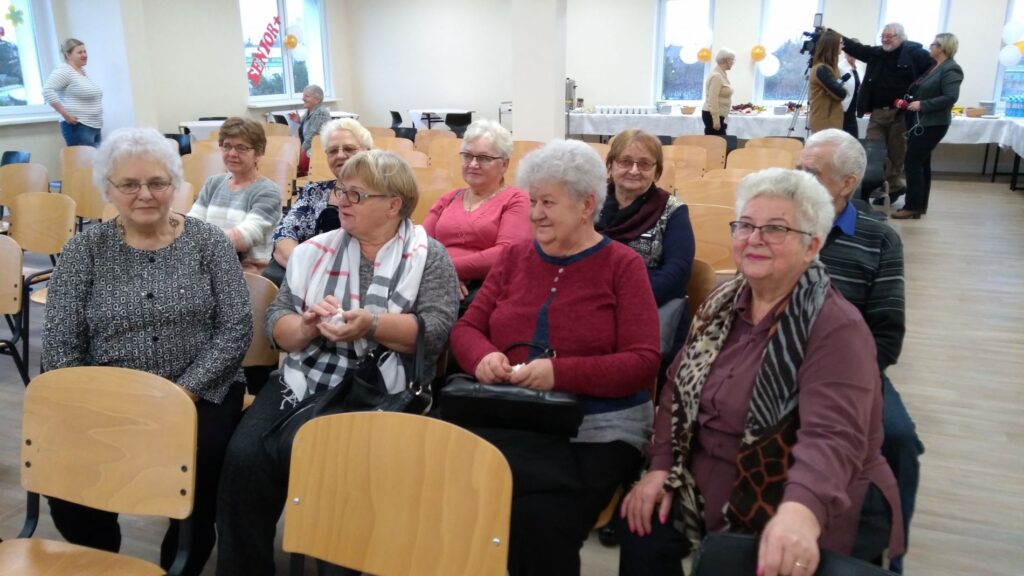 Seniorzy z Cybinki świętują już dziś Radio Zachód - Lubuskie
