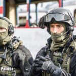 Antyterroryści na terenie MZK Radio Zachód - Lubuskie