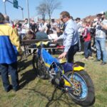 Edmund Migoś „Mundek” na pomniku 14 Edmund Migoś „Mundek” na pomniku Radio Zachód - Lubuskie