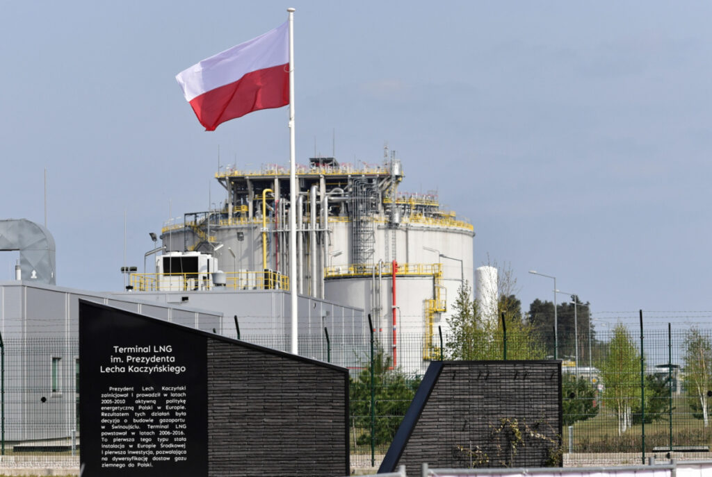 Podpisano umowę na rozbudowę terminalu LNG w Świnoujściu Radio Zachód - Lubuskie