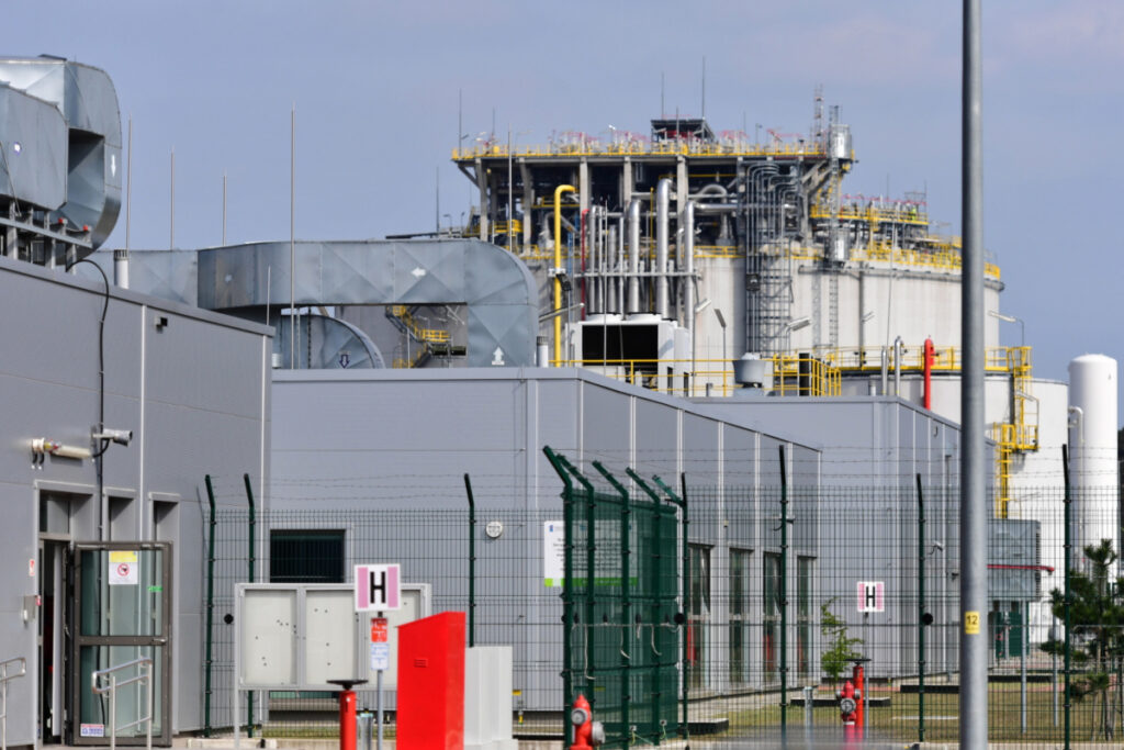 Podpisano umowę na rozbudowę terminalu LNG w Świnoujściu Radio Zachód - Lubuskie