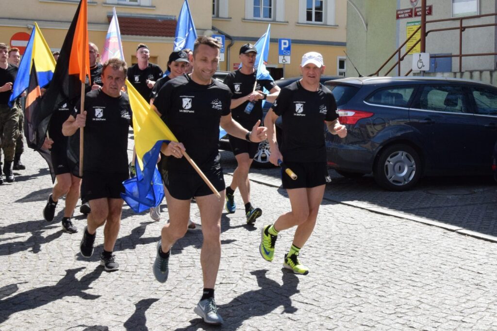 Sztafeta generała Buka w Nowej Soli Sztafeta generała Buka w Nowej Soli Radio Zachód - Lubuskie