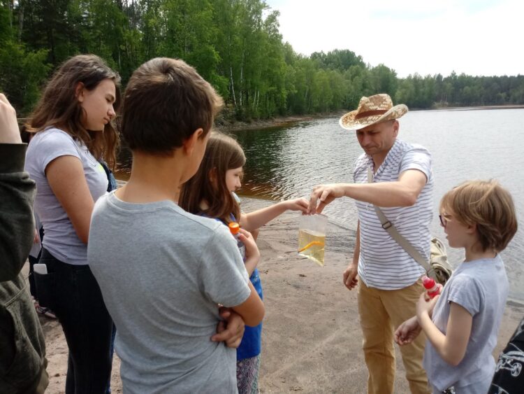 Podopieczni "Jaskółki" w Parku Mużakowskim 9 A.Dobosiewicz