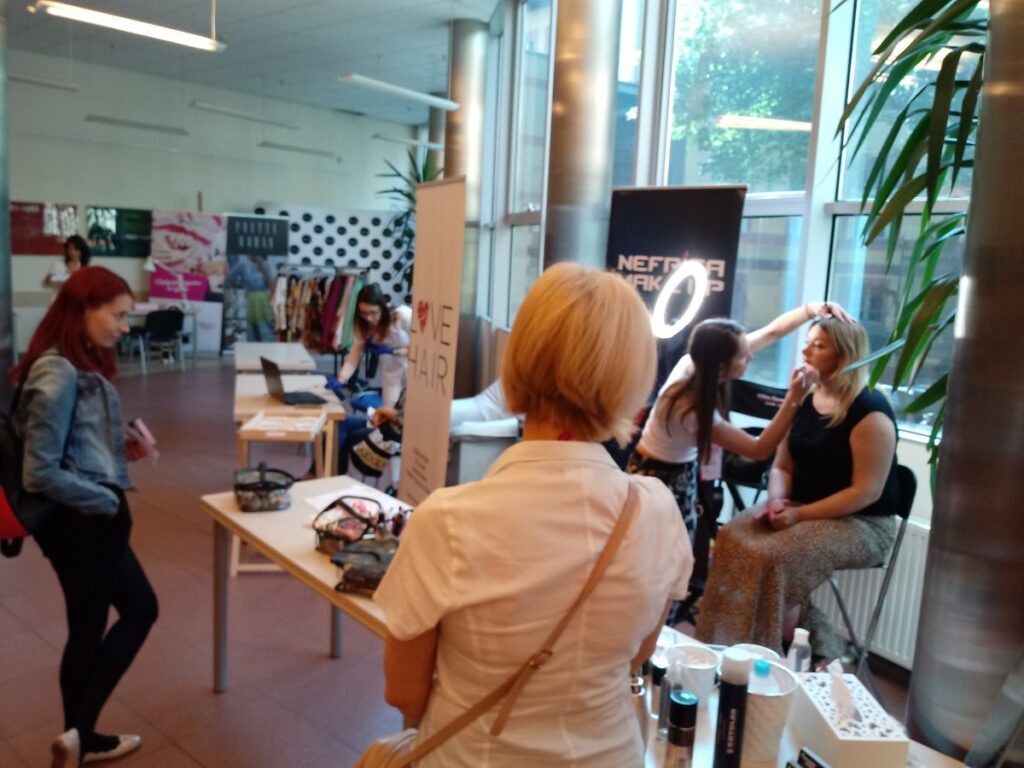 Warsztaty, wykłady, prelekcje dla pań Warsztaty, wykłady, prelekcje dla pań Radio Zachód - Lubuskie