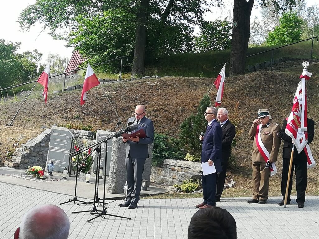 Ku pamięci ofiar rzezi wołyńskiej Radio Zachód - Lubuskie