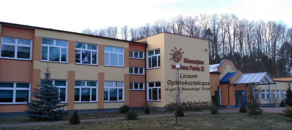 Liceum w Czerwieńsku po pierwszym naborze Radio Zachód - Lubuskie