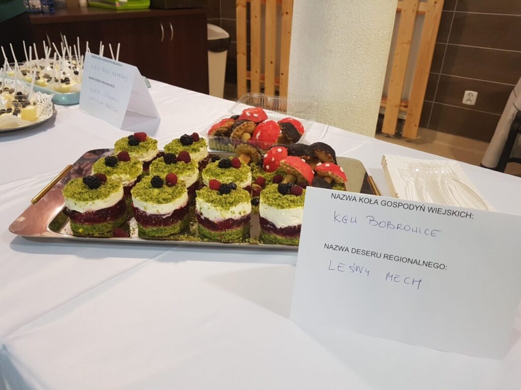 Ciasta, wypieki i desery królowały na konferencji kół gospodyń Radio Zachód - Lubuskie