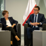 Zapraszamy na lubuską debatę kandydatów do Sejmu 15 Zapraszamy na lubuską debatę kandydatów do Sejmu Radio Zachód - Lubuskie