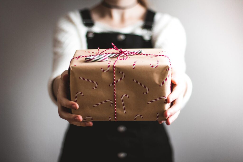 Czy brzydko zapakowane prezenty są lepsze? Radio Zachód - Lubuskie