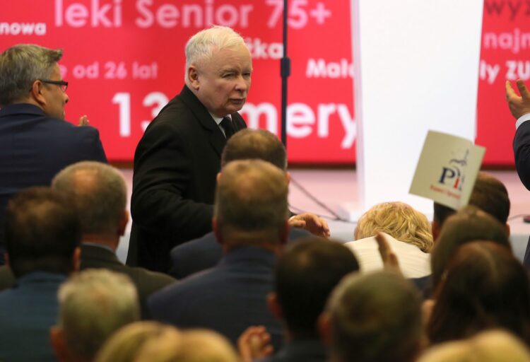 Jarosław Kaczyński podczas konwencji PiS w Sosnowcu. Fot. PAP/Andrzej Grygiel