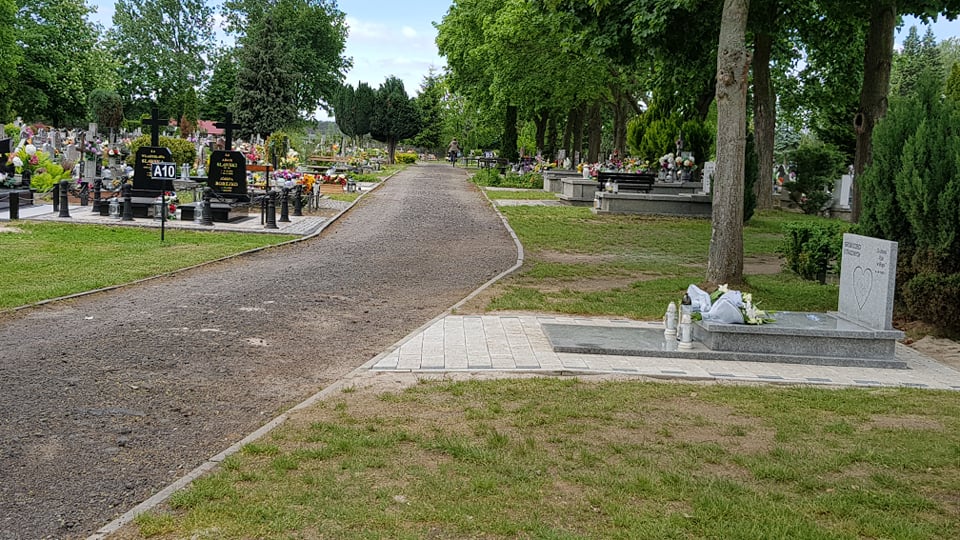 Na krośnieńskim cmentarzu nie brakuje miejsc Radio Zachód - Lubuskie