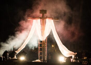 Misterium Męki Pańskiej. W piątek o 18:05 w Radiu Zachód