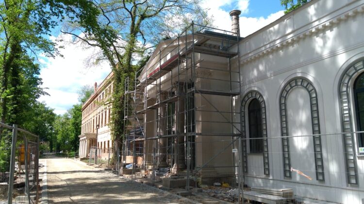 Trwają prace remontowe w Zatoniu 9 Fot. Zofia Popielecka