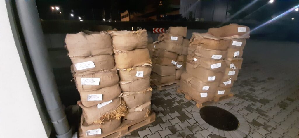 Niemal 6 ton tytoniu znalezione w ciężarówce Radio Zachód - Lubuskie