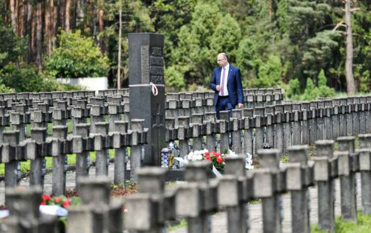 Zbrodnia w Palmirach: 80 lat temu zginął m.in. Janusz Kusociński 9 Zastępca prezesa IPN Mateusz Szpytma. Fot. PAP/Piotr Nowak