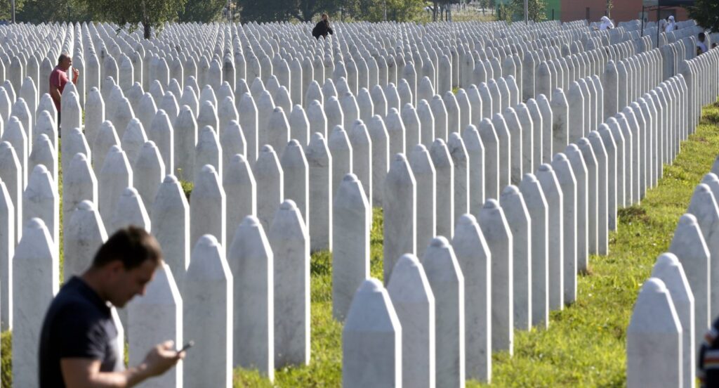 Masakra w Srebrenicy: ćwierć wieku negowania zbrodni Radio Zachód - Lubuskie