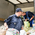 Policjantka zebrała 1,5 tony nakrętek, by pomóc chorej dziewczynce [ZDJĘCIA] Radio Zachód - Lubuskie