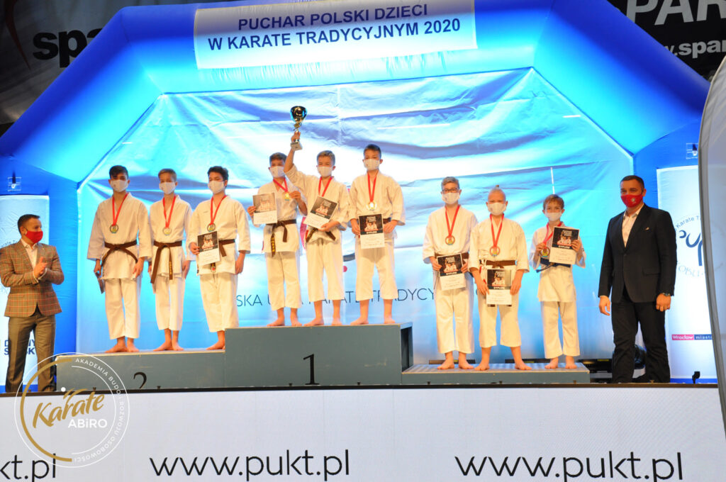 ABiRO Zielona Góra z workiem medali Pucharu Polski do lat 13 w karate Radio Zachód - Lubuskie