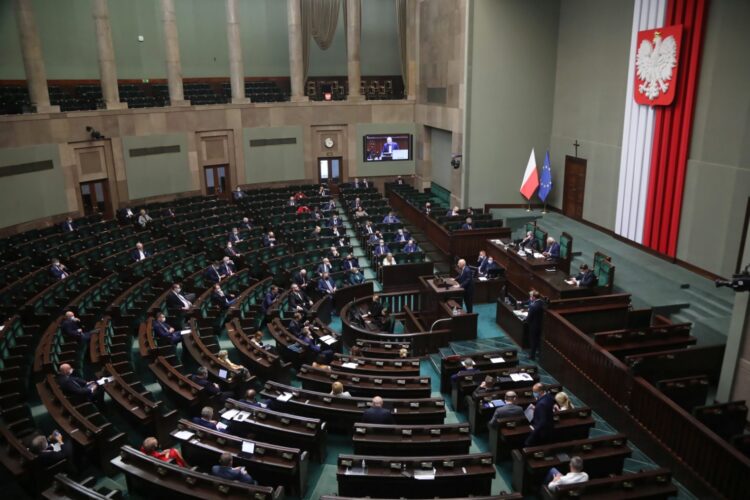 Sejm debatował nad projektem budżetu na 2021 r.