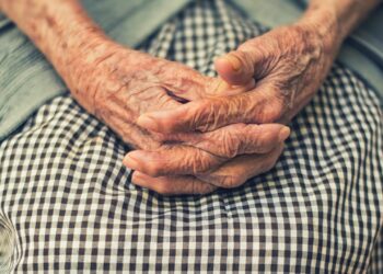 Odpowiedzą za rozbój na 85-latce