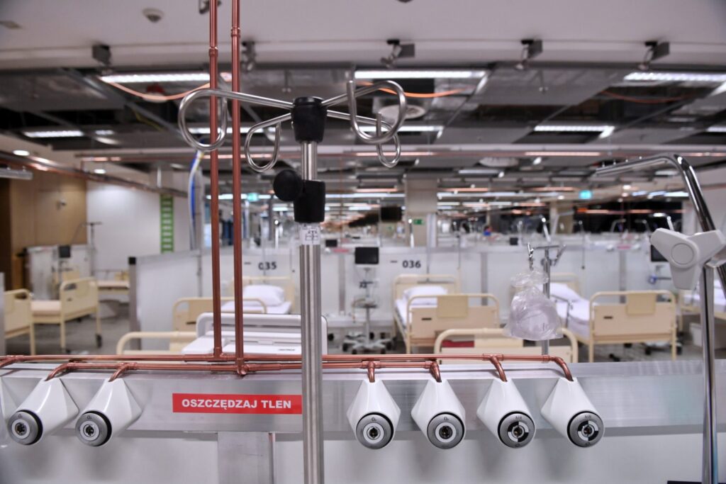 ARM na bieżąco wysyła sprzęt zamawiany przez szpitale