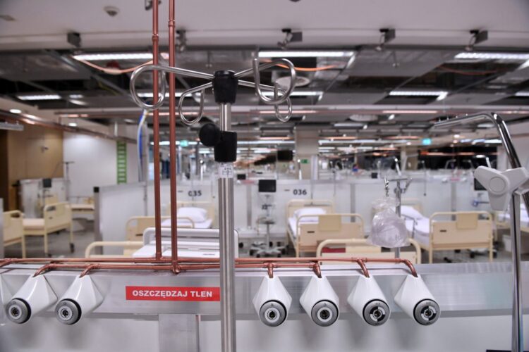 ARM na bieżąco wysyła sprzęt zamawiany przez szpitale 9 ARM na bieżąco wysyła sprzęt zamawiany przez szpitale