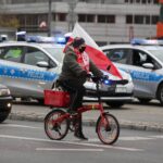 W Warszawie zakończył się Marsz Niepodległości 2020 [DUŻO ZDJĘĆ] Radio Zachód - Lubuskie