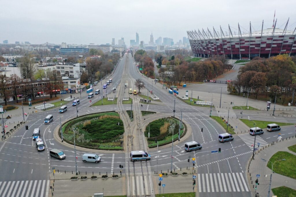 W Warszawie zakończył się Marsz Niepodległości 2020 [DUŻO ZDJĘĆ] Radio Zachód - Lubuskie