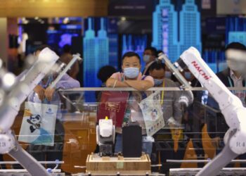Chiny: Pierwszy lokalny przypadek Covid-19 w Szanghaju od miesięcy