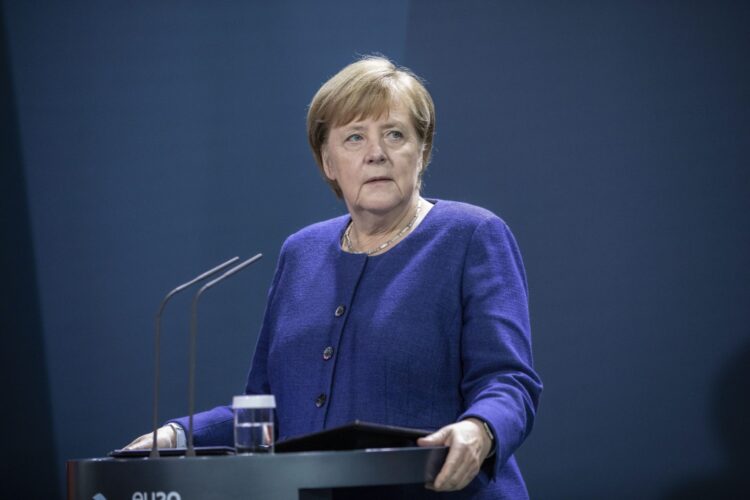 Merkel i Macron o koniecznej reformie strefy Schengen
