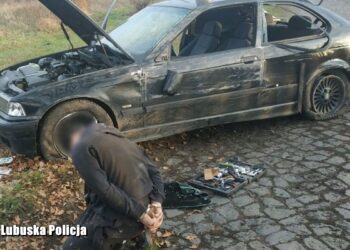 Uciekał policji, jechał bez uprawnień i miał narkotyki