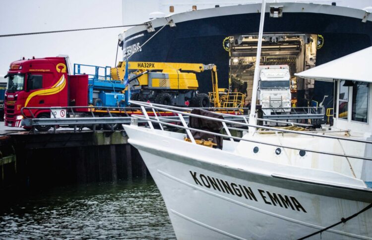 Wiceminister spraw zagranicznych o sytuacji kierowców w Dover