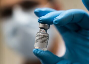 UE: 21 grudnia opinia o szczepionce firm Pfizer/BioNTech