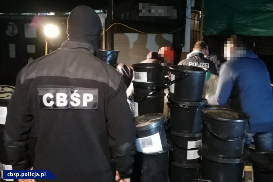 Policjanci CBŚP z Gorzowa pomogli przechywcić narkotyki wartości miliona euro! Radio Zachód - Lubuskie