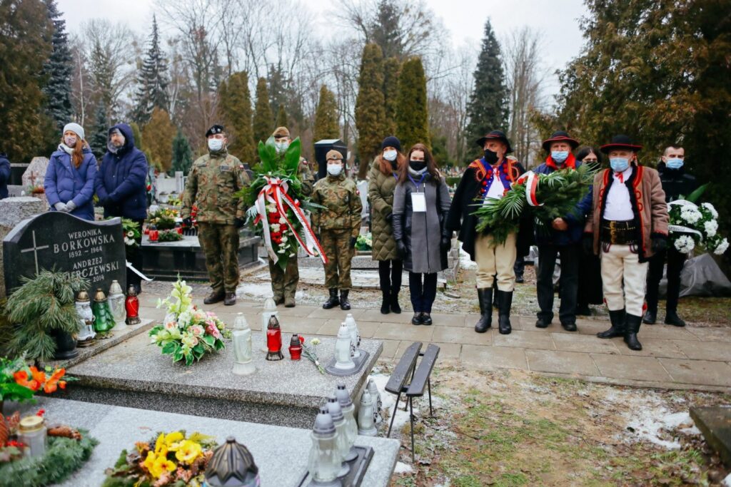 Pogrzeb płk. Leszka Mroczkowskiego - Żołnierza Wyklętego, więźnia stalinizmu, działacza "Solidarności" Radio Zachód - Lubuskie