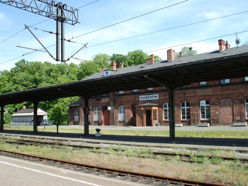 Remont linii kolejowej: zniknie jeden peron na stacji Sulechów Radio Zachód - Lubuskie