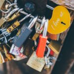 Niebezpieczne kłódki miłości