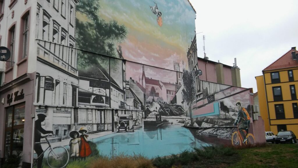 Nowy mural w Nowej Soli Radio Zachód - Lubuskie