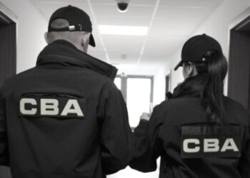 CBA prowadzi przeszukania w sprawie fałszywych oświadczeń majątkowych