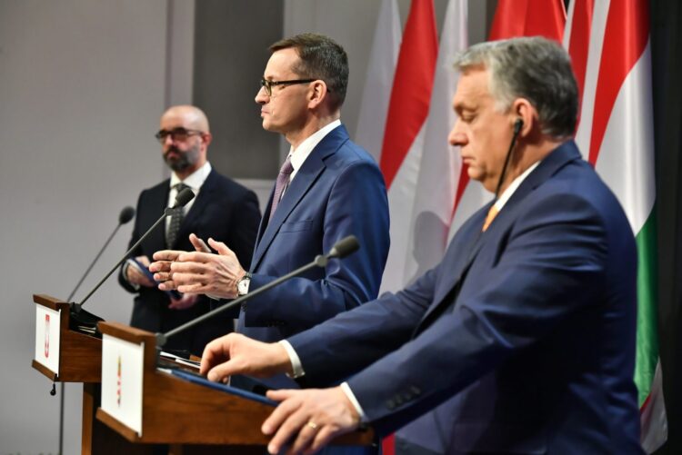 Morawiecki: Rozporządzenie dotyczące tzw. praworządności grozi rozpadem UE